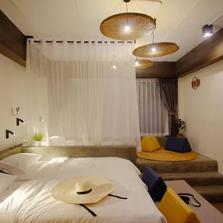 Krung Boutique Hotel Bangkok Exterior photo
